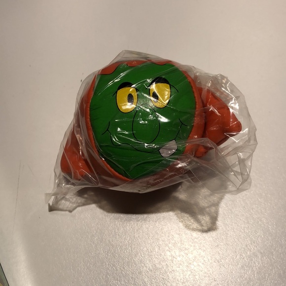 Oriental Trading Halloween Kickballs Box of 12 - Picture 4 of 6